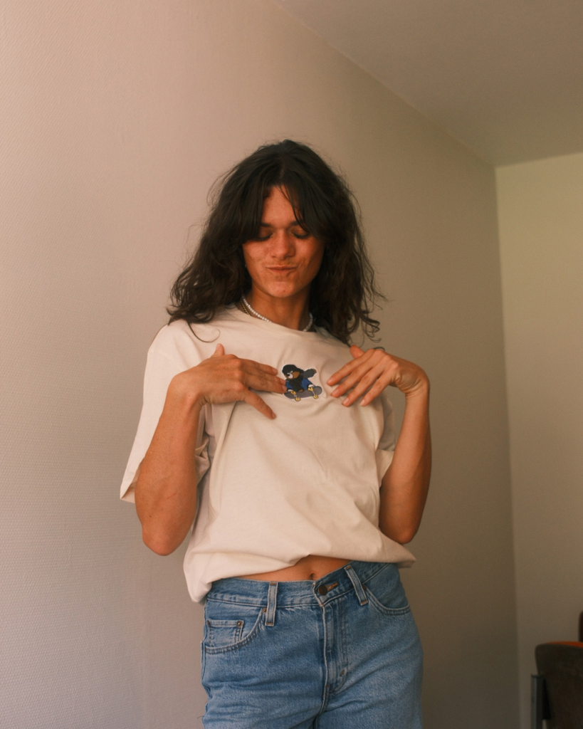 T-SHIRT CREME - Skater Philibear's Bordel