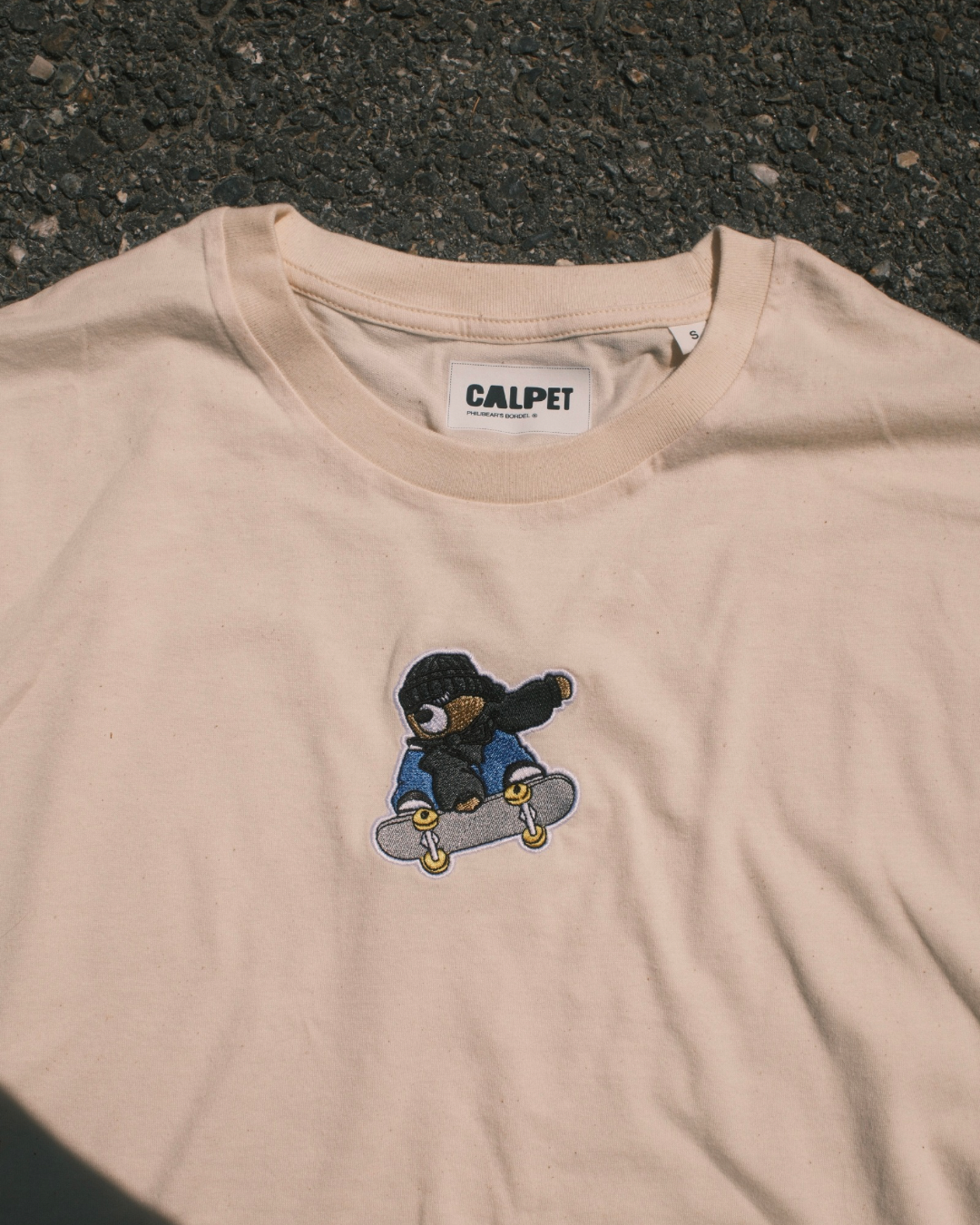 T-SHIRT CREME - Skater Philibear's Bordel