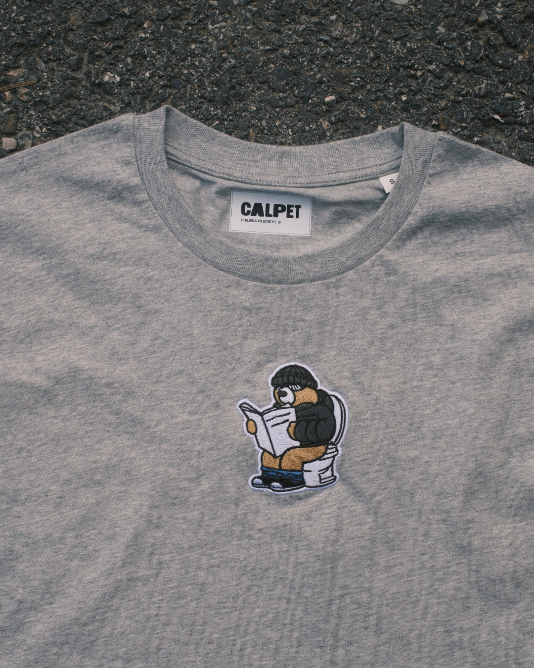 T-SHIRT GRIS - Toilets Philibear's Bordel